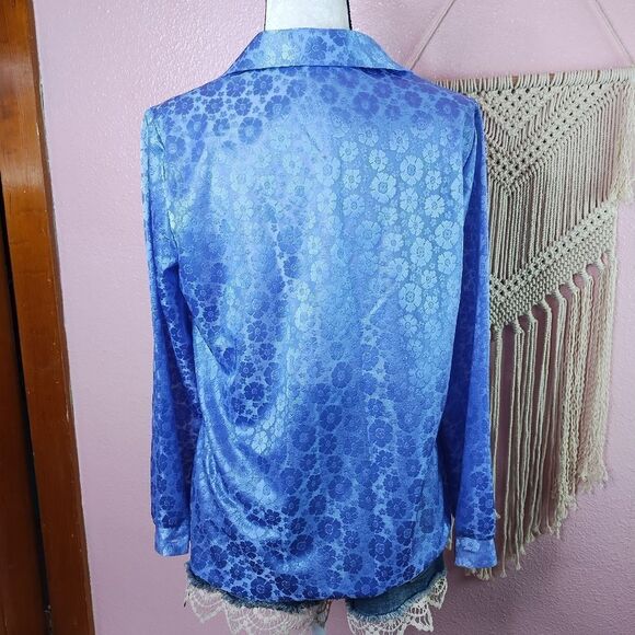 Vintage | Satin Embossed Long Sleeve Button Up Shirt Medium - Picture 5 of 8